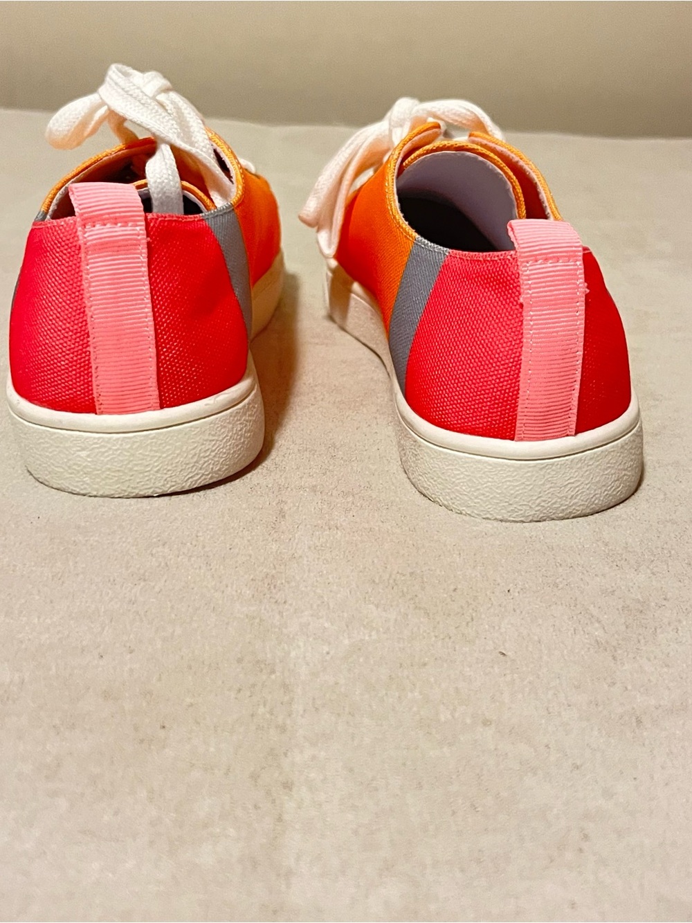Girls Pencil Inspired Custom Sneakers | Little Girls Size 2 New - Picture 14 of 16